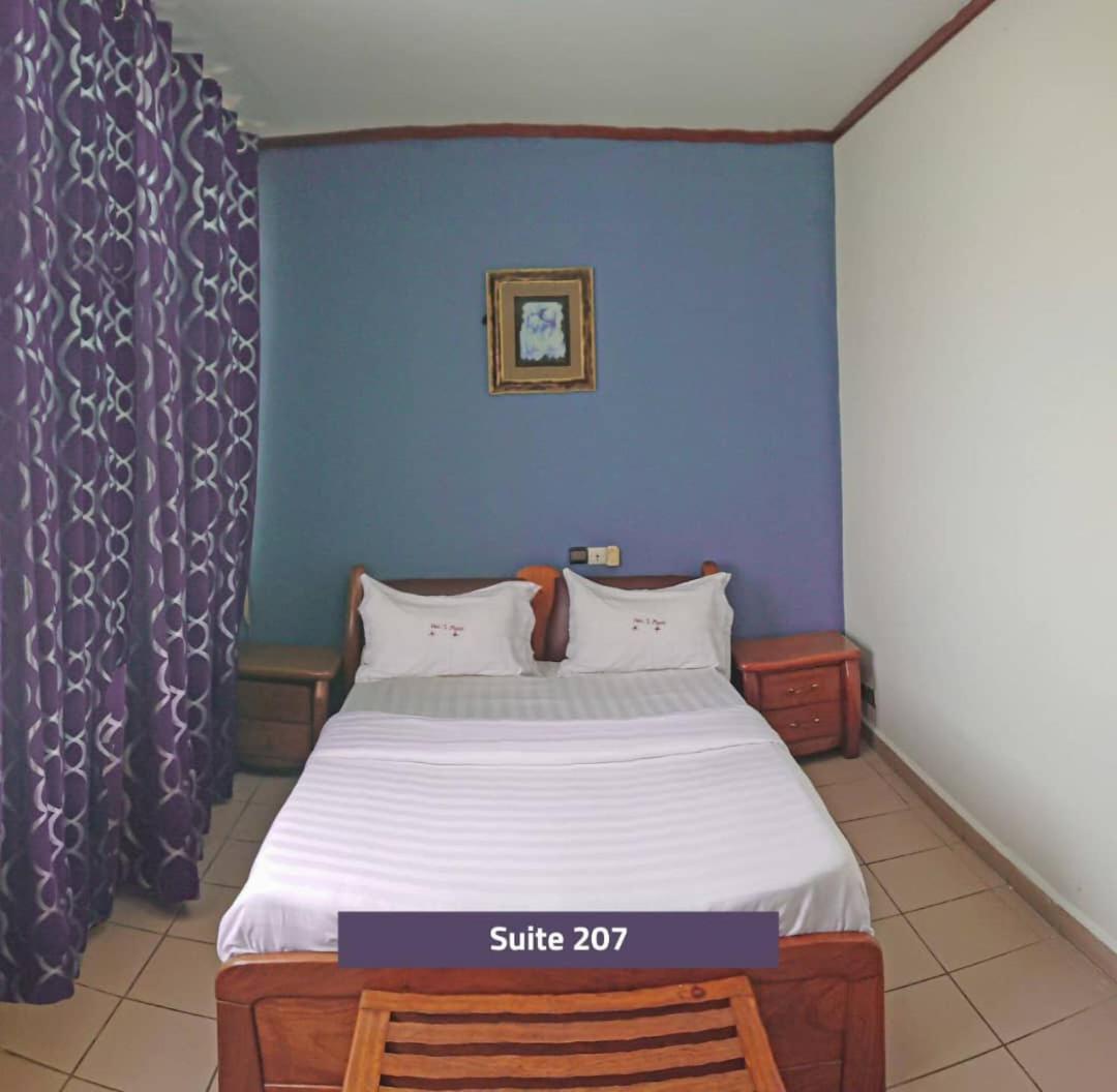 Hotel Le Majestic دوالا المظهر الخارجي الصورة