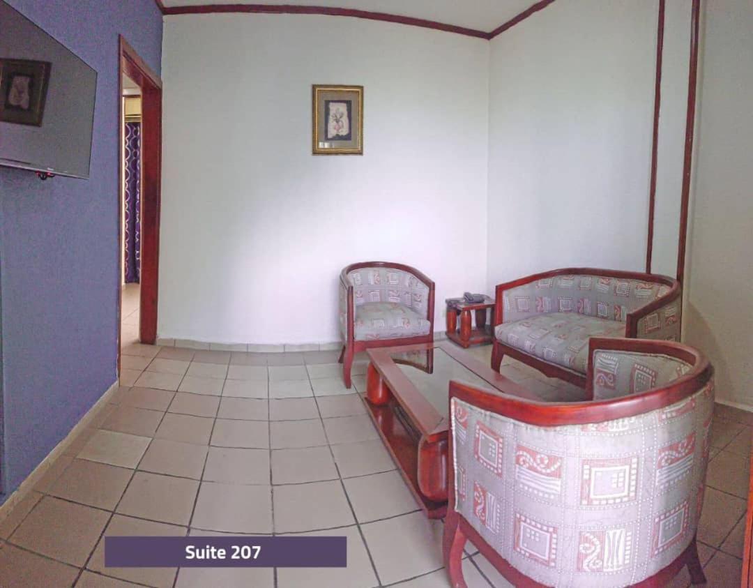 Hotel Le Majestic دوالا المظهر الخارجي الصورة