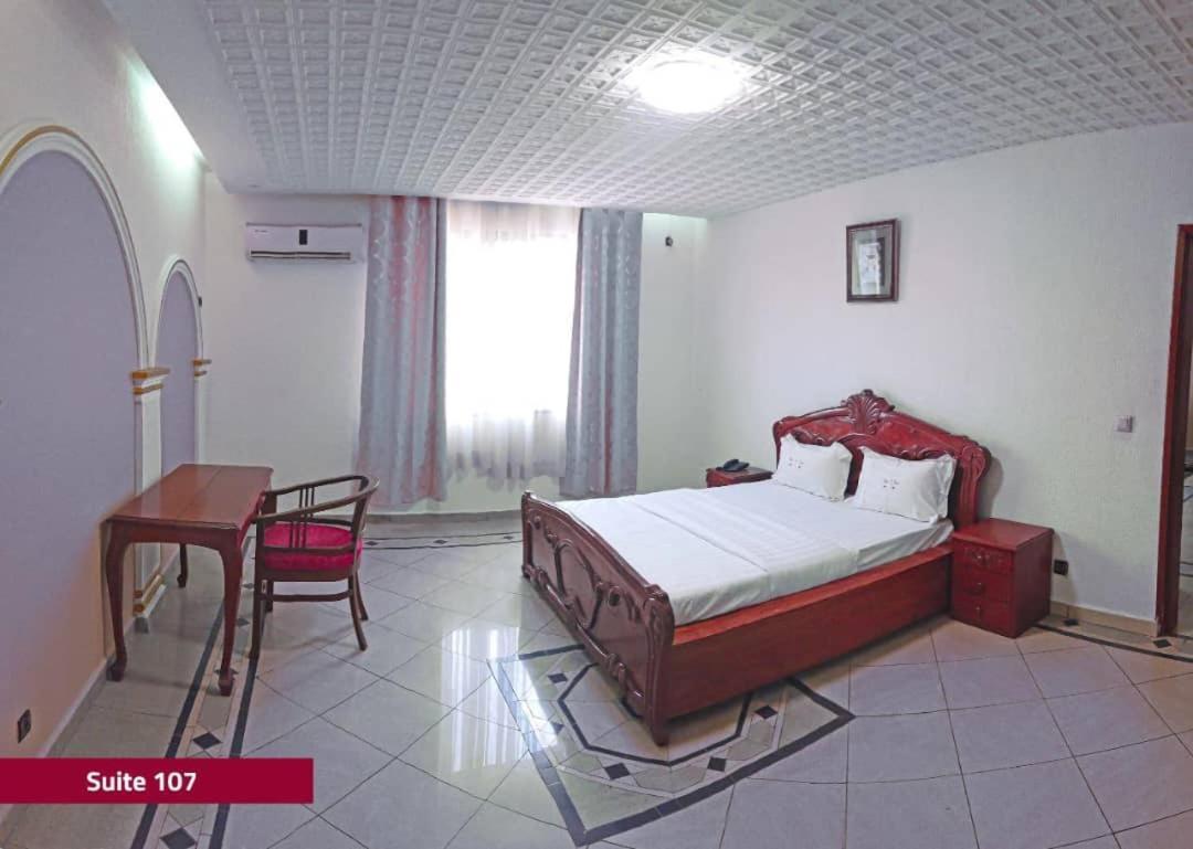 Hotel Le Majestic دوالا المظهر الخارجي الصورة